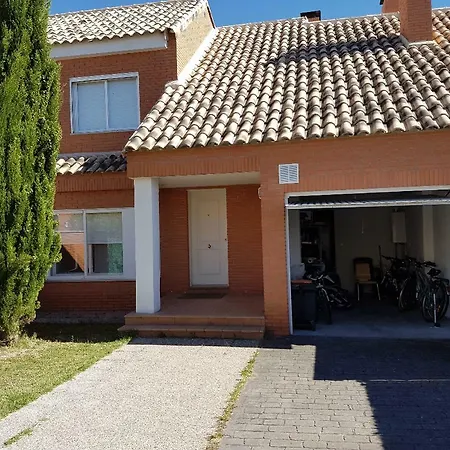 Casa Tuerces Feriehus *